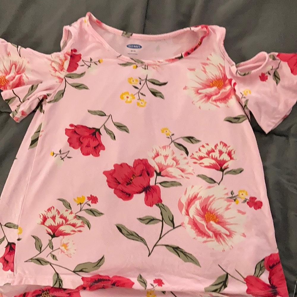 Old Navy Girl’s Pink Floral Shirt